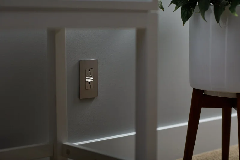Industrial Lighting for Textile Millsradiant Tamper-Resistant Outlet with Night Light