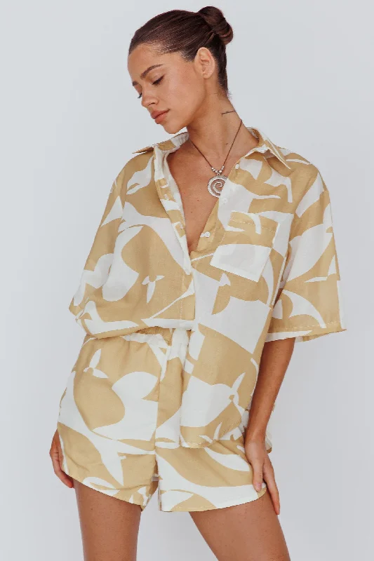 On Vacay Button-Up Shirt Print Yellow