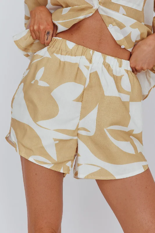 On Vacay Elastic Waist Shorts Print Yellow