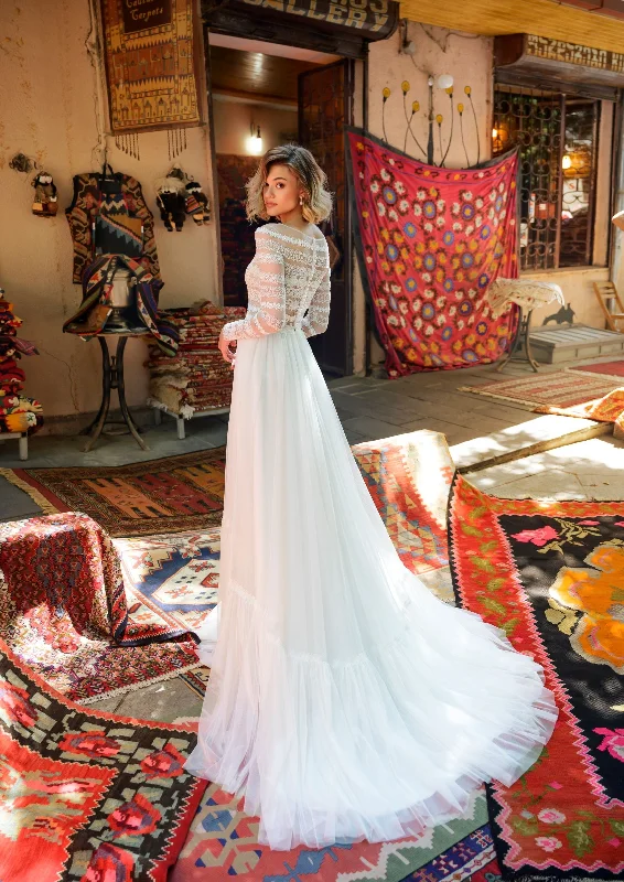 Bohemian Wedding Dress with Long Sleeves