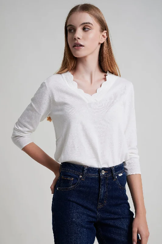 Cotton silk blend sweater with scalloped V-neckline