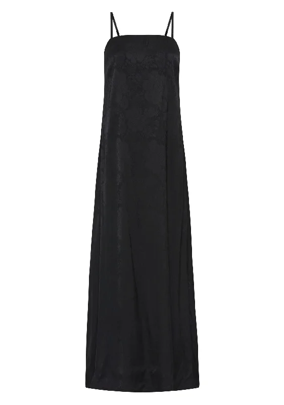 Tyria Maxi Dress