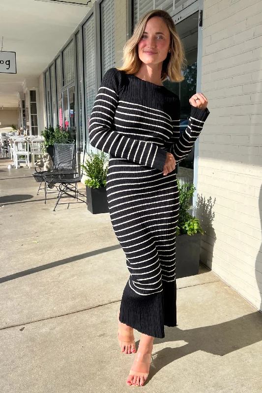 Seaside Muse Striped Midi Dress Black/Beige